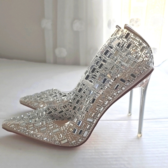 AZALEA WANG Jovie Crystal Embellished Clear Pump 8.5 - Picture 1 of 11